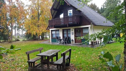 Feriendorf Silbersee House | Family-Friendly Ferienhaus Tindy Near Silbersee Lake