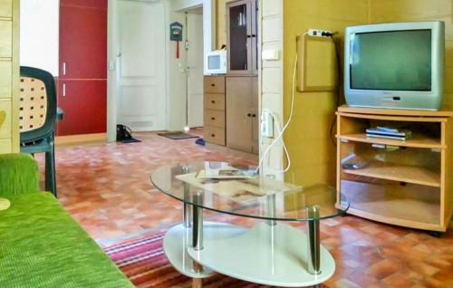 Bellin House | Family-Friendly Retreat at Ferienhaus Ueckermünde Bellin