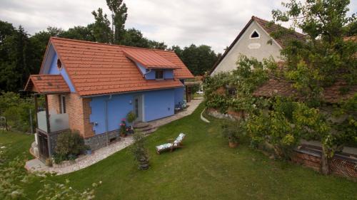 Hartmannsdorf House | Highly Rated Ferienhaus Ulrichsbrunn - Ideal for Families