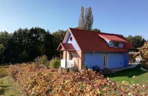 Hartmannsdorf House | Highly Rated Ferienhaus Ulrichsbrunn - Ideal for Families