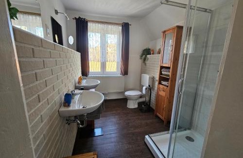 Freyburg Apartment | Cozy Ferienhaus & Wine Tavern in Scenic Vineyards