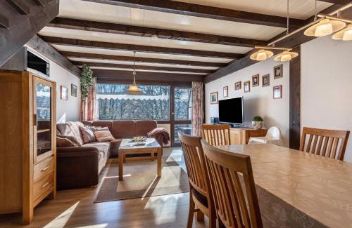 Vorauf Apartment | Family-Friendly Getaway at Ferienhaus Vorauf - Föttinger