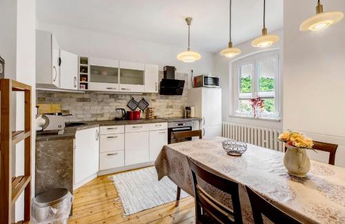 Huttenrode House | Discover Family-Friendly Retreat at Ferienhaus Waldliebe