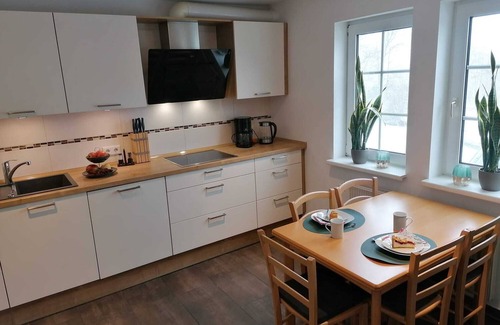 Eslohe Apartment | Experience Ferienhaus Weitblick: Perfect for Family Getaways