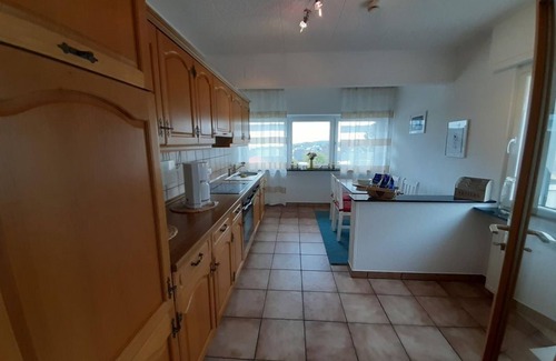 Ettringen House | Family-Friendly Ferienhaus Zum Hochstein with Ocean Views
