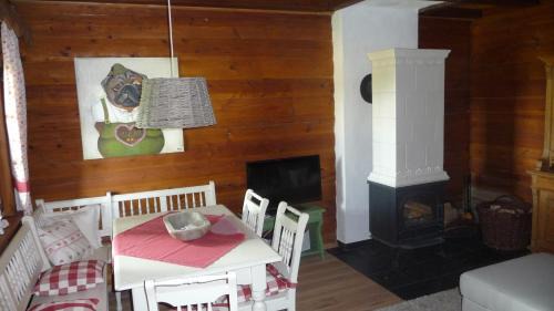 Roedental House | Discover Ferienhaus Zur Einberger: Family & Pet Friendly Retreat