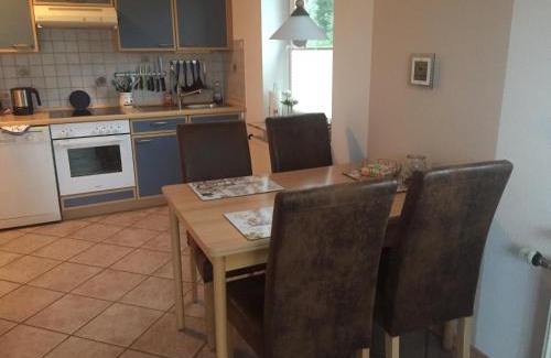 Midlum Apartment | Child-Friendly Retreat at Ferienhaushälfte Domeyer Midlum