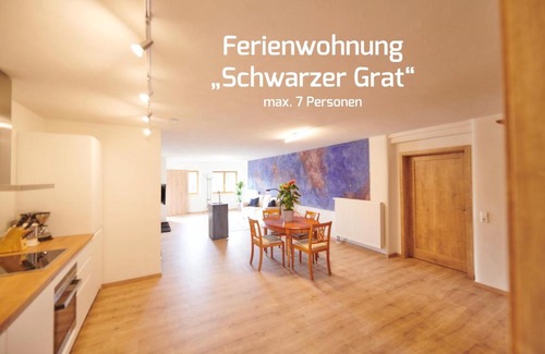 Herlazhofen Apartment | Guest Rated Ferienhof Allgäu with Family-Friendly Dining