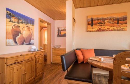 Bermatingen Apartment | Oceanfront Ferienhof-Dachsberg Wohnung Weitblick Awaits You