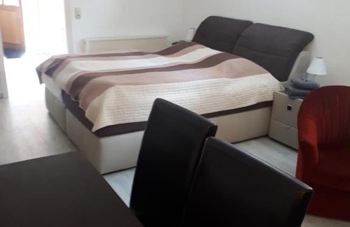 Trockenborn-Wolfersdorf Apartment | Cozy Ferienhof "Zum Waldblick" - Family-Friendly Getaway