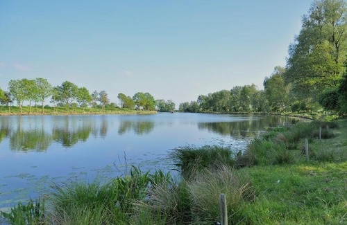 Delve Apartment | Oceanfront Retreat: Ferienhof-Eiderdeich Wohnung Hertha