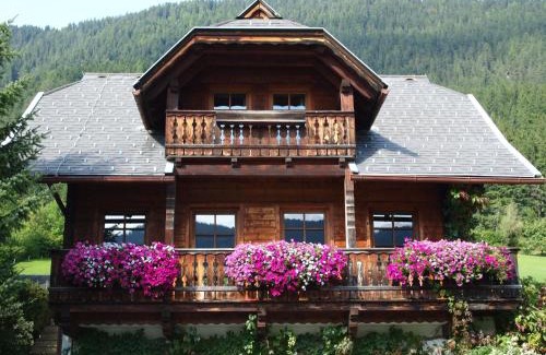 Neusach House | Relax at Ferienhof Obergasser with Private Beach & Spa