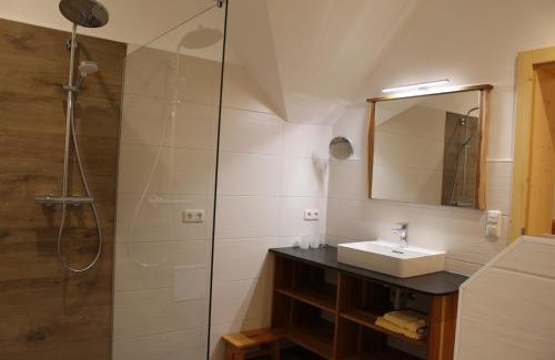 Hinterstoder House | Pet-Friendly Escape at Ferienhof Rinnergut: 10/10 Rated