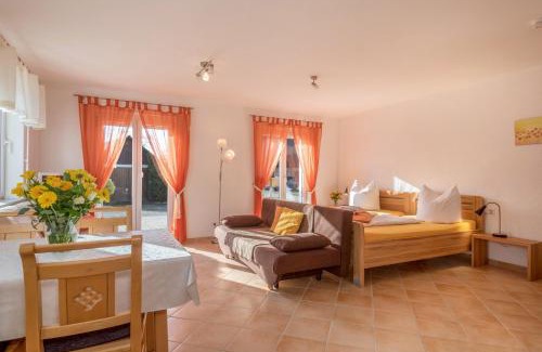 Goppertsweiler Apartment | Family-Friendly Stay at Ferienhof Sauter Lindau - Rated 8.8