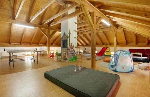 Eschlkam House | Family-Friendly Retreat at Ferienhof Schütz Awaits You