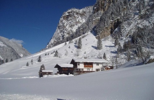 Mayrhofen Apartment | Experience Ferienhof Talaste: Nature Retreat in Zillertal