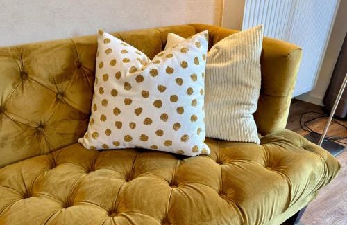 Rieste Apartment | Family-Friendly Retreat at Ferienhof Wübbold - Sommerflieder