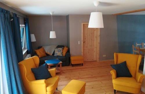Plaue Apartment | Family-Friendly Retreat at Ferienhof "WaldEsel Rippersroda"