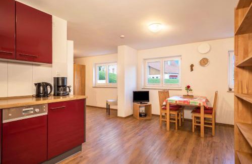 Neukirch Apartment | Family-Friendly Ferienhof Weber Wohnung Fichte - 9/10 Rated