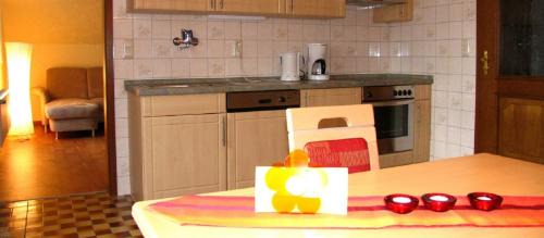 Spahl Apartment | Discover Family-Friendly Comfort at Ferienhof Zum Rössberg