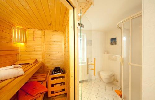 Trassenheide Hotel | Family-Friendly Retreat at Ferienhotel Bernstein