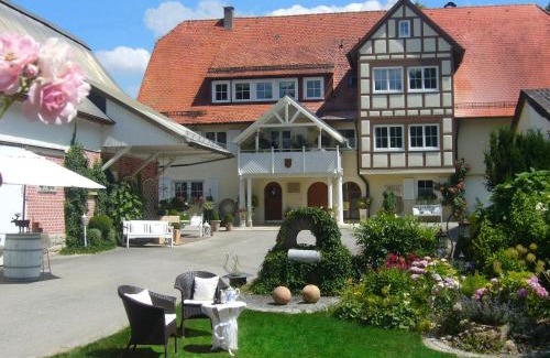 Rot am See Apartment | Tranquil Stay at Ferienidyll Aumühle with Oceanfront Views