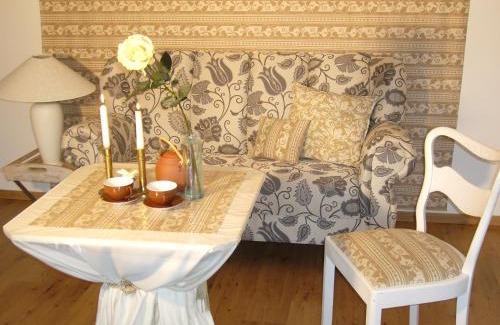 Rot am See Apartment | Tranquil Stay at Ferienidyll Aumühle with Oceanfront Views
