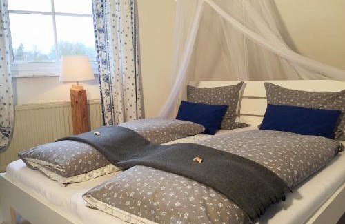Rot am See Apartment | Discover Ferienidyll Aumühle "Muswiese" with Ocean Views