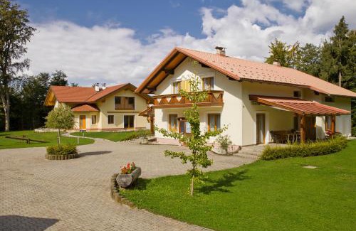Augsdorf House | Oceanfront Bliss at Ferienparadies Truppe - Rated 9.5/10