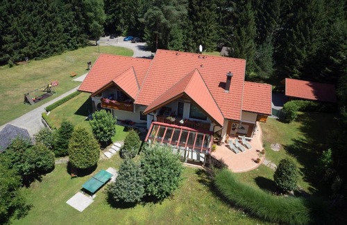 Augsdorf House | Oceanfront Bliss at Ferienparadies Truppe - Rated 9.5/10