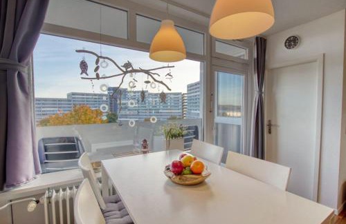 Heiligenhafen Apartment | Welcoming Ferienpark - Haus B, App 0B0505 with Family-Friendly Amenities