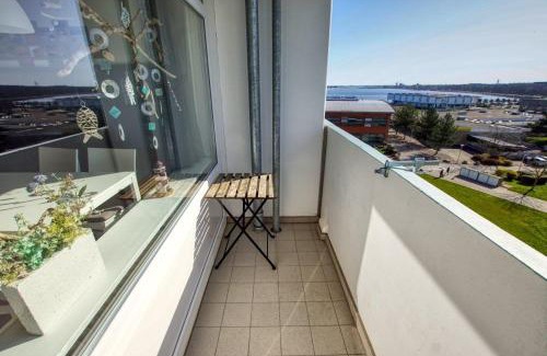 Heiligenhafen Apartment | Welcoming Ferienpark - Haus B, App 0B0505 with Family-Friendly Amenities
