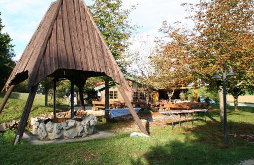 Hayingen House | Family-Friendly Stay at Ferienpark Lauterdörfle - 4 Stars