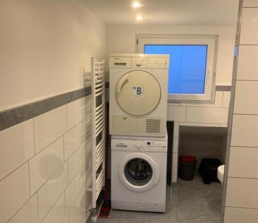 Heppens Apartment | Family-Friendly Ferienunterkunft Zeitwohnen Awaits You