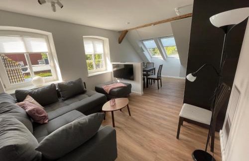 Wenkendorf Apartment | Oceanfront Retreat: Ferienvermietung Klakus Awaits You