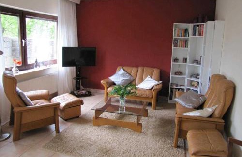 Hann. Muenden Apartment | Explore Ferienw Altstadtoase: Pet-Friendly & Accessible Stay