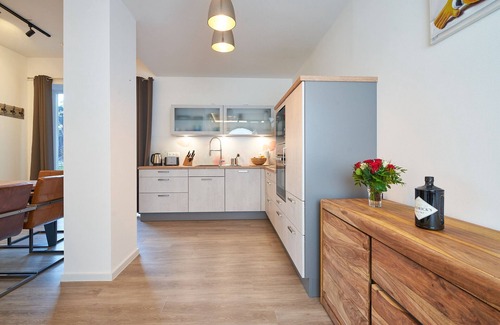 Prora Apartment | Spacious Oceanfront Apartment for 4 Guests in Binz Prora