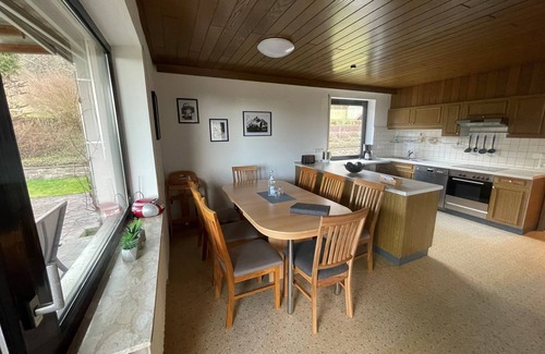 Oberelsbach Apartment | Spacious Holiday Apartment with Terrace and 4 Bedrooms