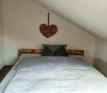 Schwarzenbach an der Saale Apartment | Book Your Stay at Ferienwohnung Saaleblick - Rated 8.8/10