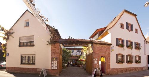 Leinsweiler House | Experience the Serenity at Ferienweingut Peter Stübinger