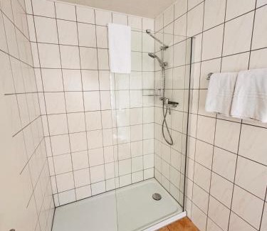 Valwig House | Family-Friendly Ferienweingut Rudorfer with Kitchen Access