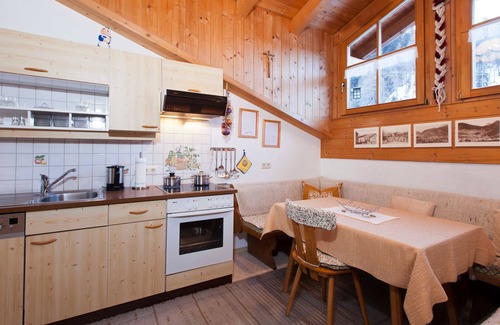 Nauders Apartment | Discover Dreiländerblick: Pet-Friendly Retreat at Haus Brigitte