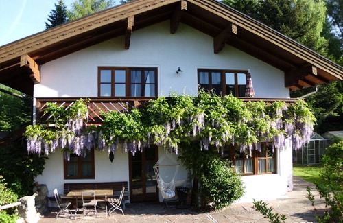 Breitbrunn a. Chiemsee Apartment | Guest Rated: Ideal 1-Bedroom Apartment for Families