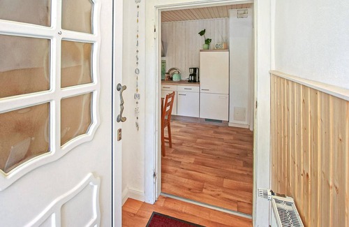 Muritz Apartment | Cozy 2-Bedroom Retreat with Spa and Lake View in Grabowhöfe