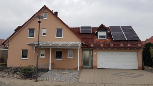 Hohenberg Apartment | Pet-Friendly Getaway at Ferienwohnung Am Kapellenäcker