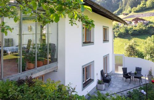 Hopfgarten in Defereggen Apartment | Oceanfront Ferienwohnung Elfriede: Guest Rated 9.8/10