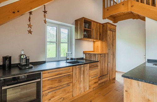 Russbach am Pass Gschuett Apartment | Relaxing Apartment in Beautiful Salzburger Land with Spa