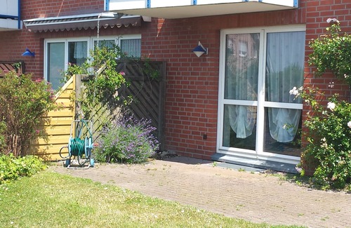 Neue Tiefe Apartment | Cozy Apartment for 4 Guests with Kitchen in Fehmarn