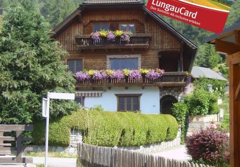 Sankt Martin Apartment | Pet-Friendly Ferienwohnung Holzer with 9.6/10 Guest Rating