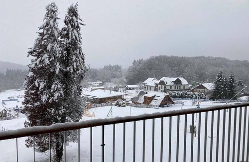 Janske Lazne Apartment | Eco-Friendly Ski & Bike Retreat with Ocean Views